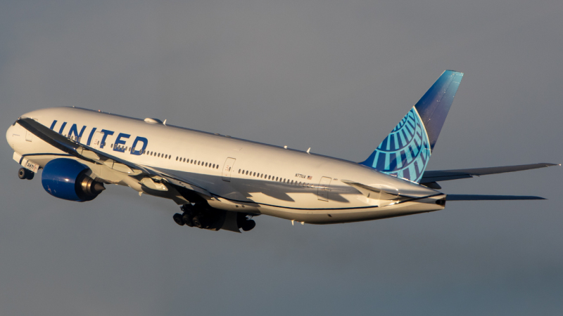Photo of N771UA - United Airlines Boeing 777-200 at SFO on AeroXplorer Aviation Database