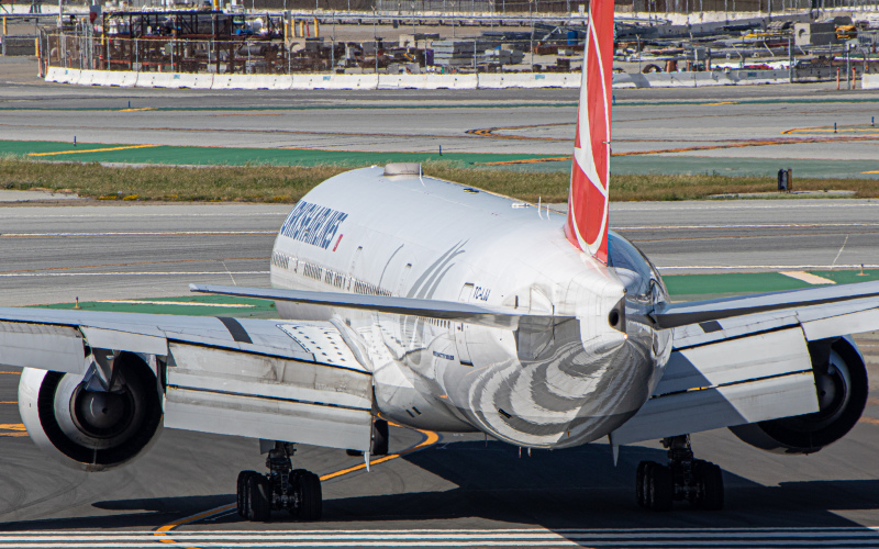 Photo of TC-LJJ - Turkish Airlines Boeing 777-300ER at SFO on AeroXplorer Aviation Database