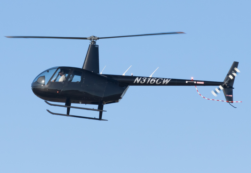 Photo of N316CW - PRIVATE Robinson R44 at AGC on AeroXplorer Aviation Database