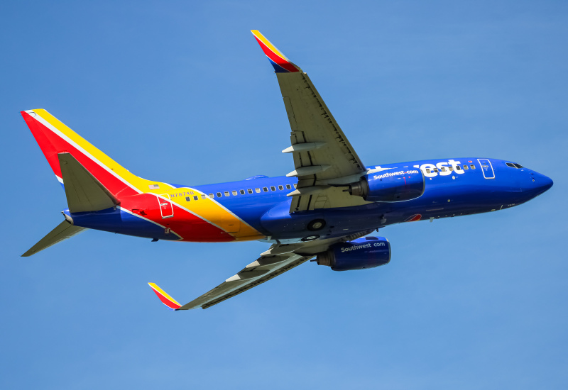 Photo of N7874B - Southwest Airlines Boeing 737-700 at BWI on AeroXplorer Aviation Database