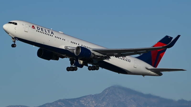 Photo of N172DN - Delta Airlines Boeing 767-300ER at LAX on AeroXplorer Aviation Database