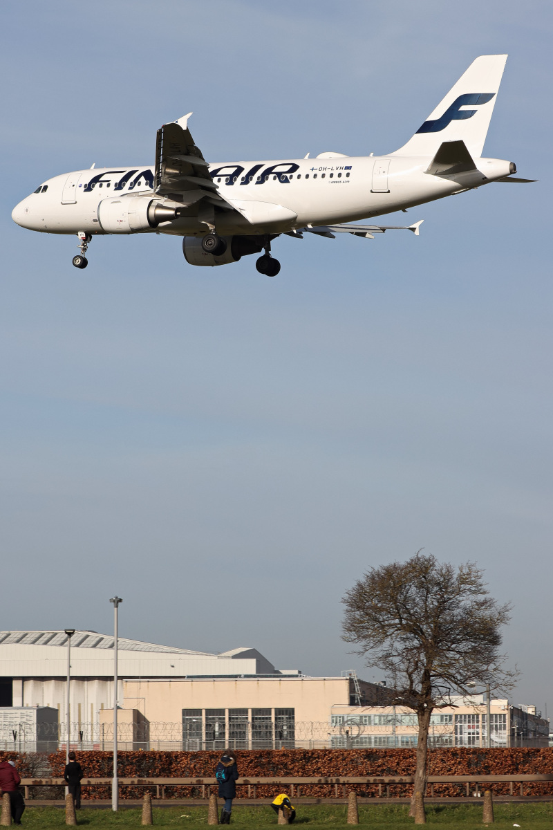 Photo of OH-LVH - Finnair Airbus A319 at LHR on AeroXplorer Aviation Database