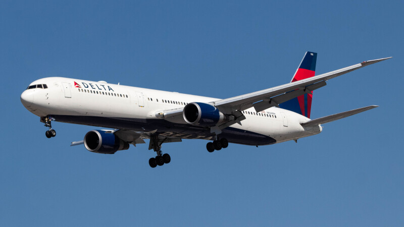 Photo of N834MH - Delta Airlines Boeing 767-400ER at LAX on AeroXplorer Aviation Database