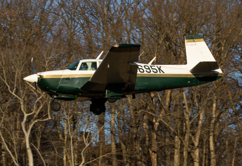 Photo of N5695K - PRIVATE Mooney M20J at CGS on AeroXplorer Aviation Database