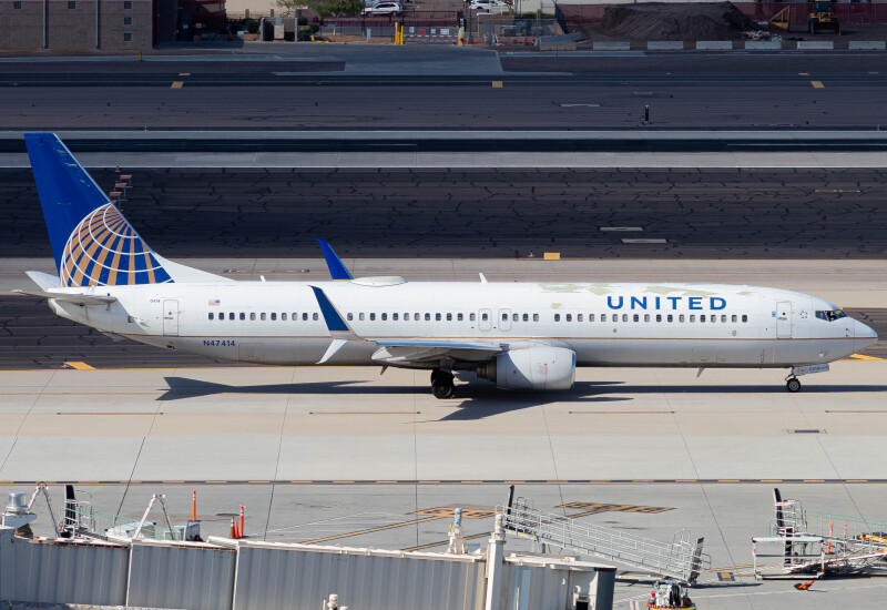 Photo of N47414 - United Airlines Boeing 737-900ER at PHX on AeroXplorer Aviation Database
