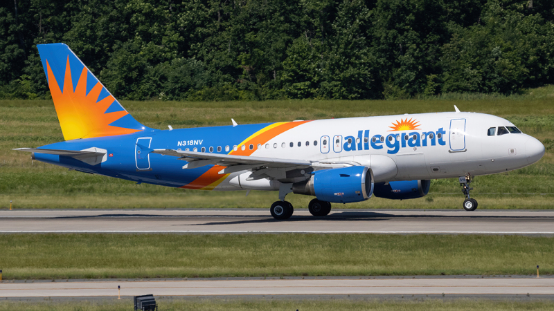 Photo of N318NV - Allegiant Air Airbus A319 at IAD on AeroXplorer Aviation Database