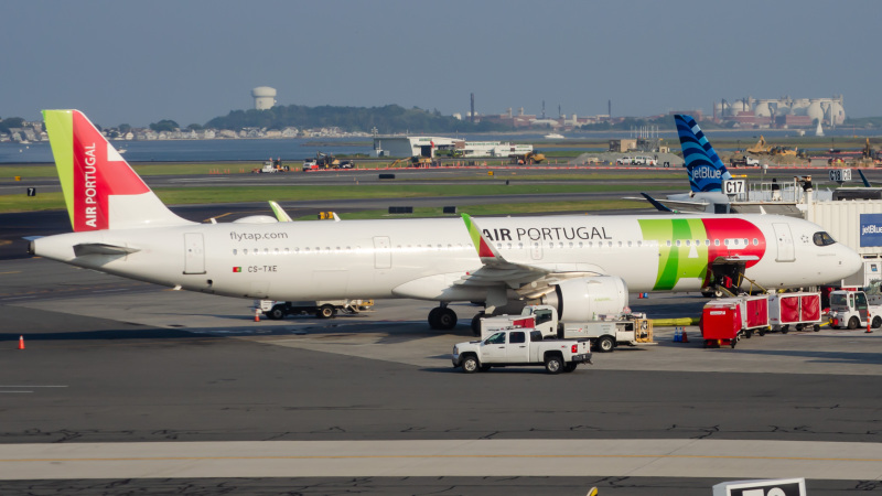 Photo of CS-TXE  - TAP Air Portugal Airbus A321NEO at BOS on AeroXplorer Aviation Database
