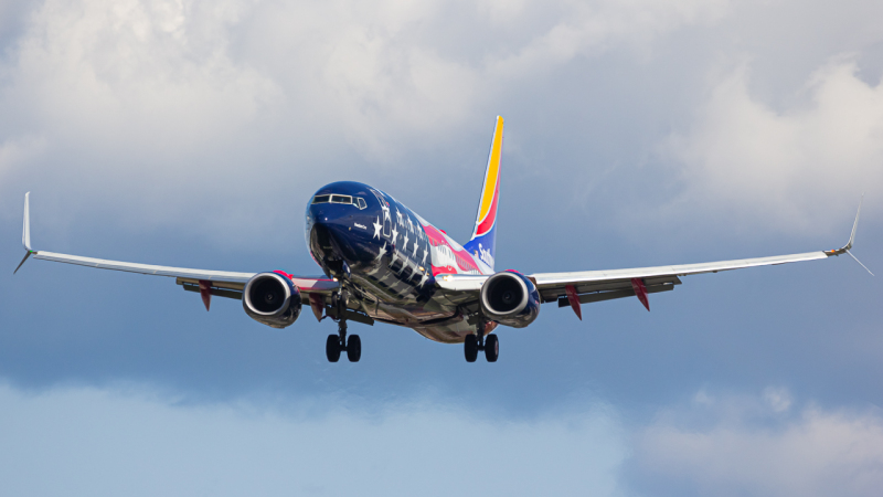 Photo of N500WR - Southwest Airlines Boeing 737-800 at CMH on AeroXplorer Aviation Database