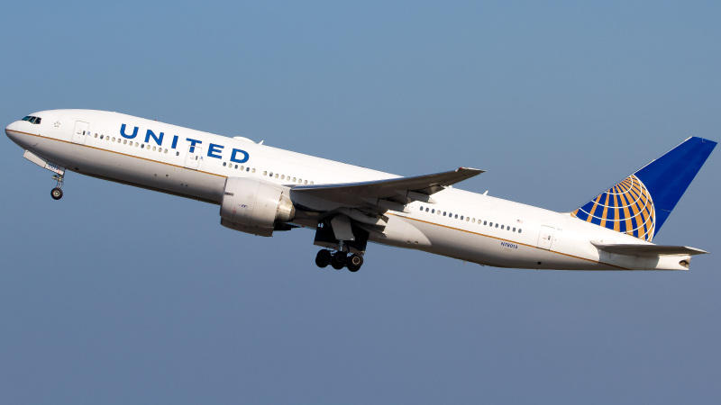 Photo of N78013 - United Airlines Boeing 777-200ER at SFO on AeroXplorer Aviation Database