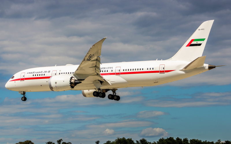 Photo of A6-PFC - Abu Dhabi Amiri Flight Boeing 787-8 at BWI on AeroXplorer Aviation Database
