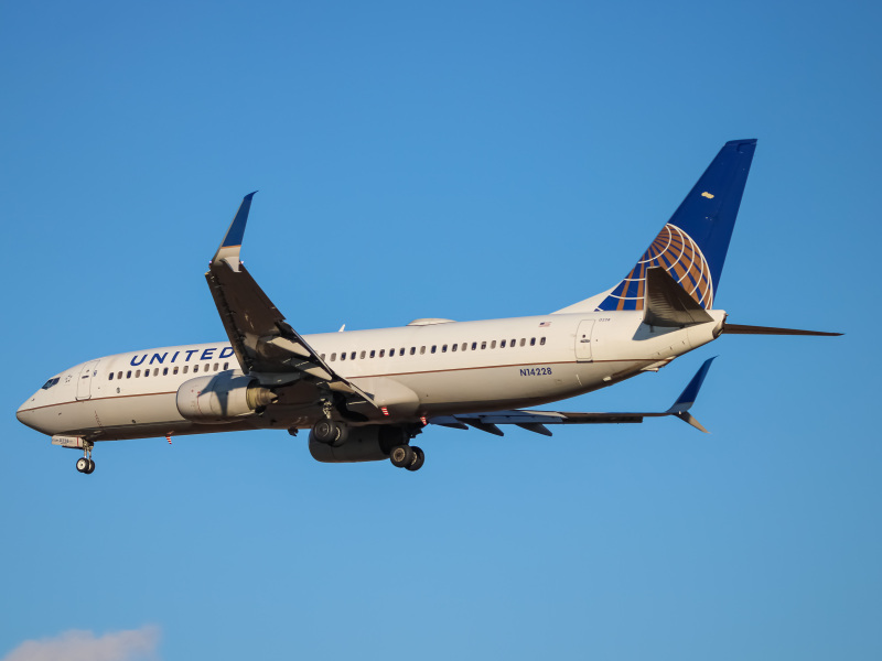 Photo of N14228 - United Airlines Boeing 737-800 at IAD on AeroXplorer Aviation Database