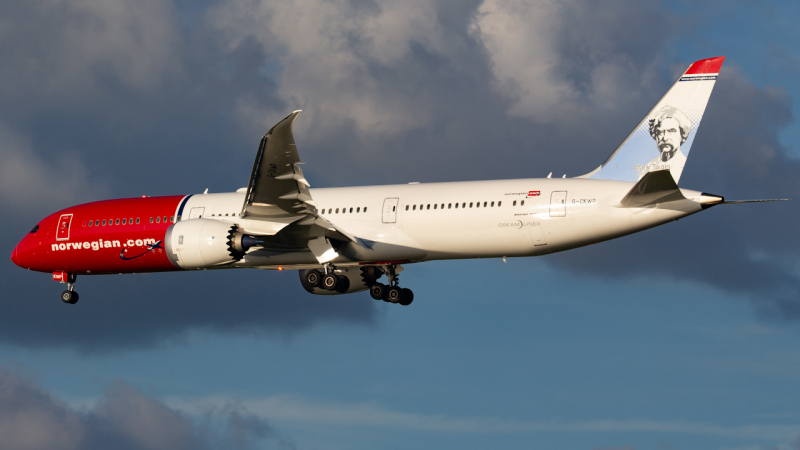 Photo of G-CKWP - Norwegian Air Boeing 787-9 at TPA on AeroXplorer Aviation Database