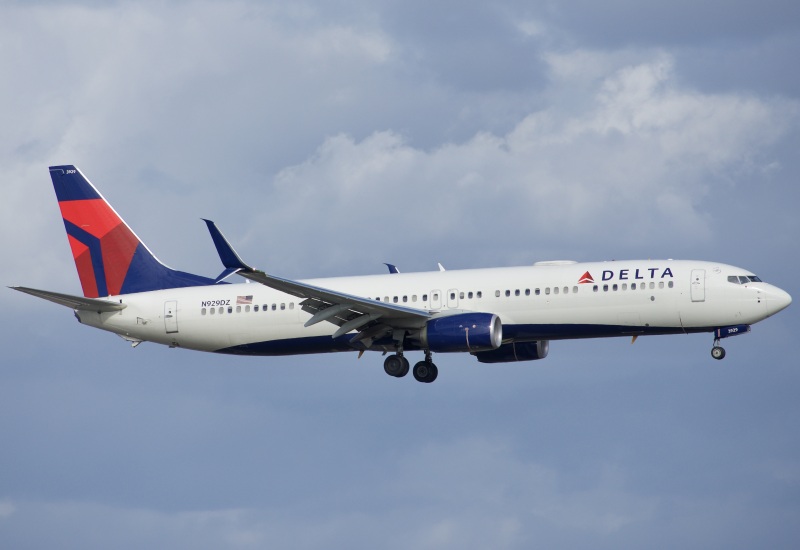 Photo of N929DZ - Delta Airlines Boeing 737-900ER at MCO on AeroXplorer Aviation Database