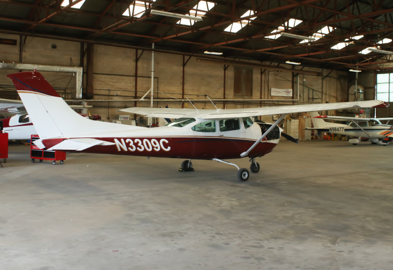 Photo of N3309C - PRIVATE Cessna 182 Skylane at THV on AeroXplorer Aviation Database