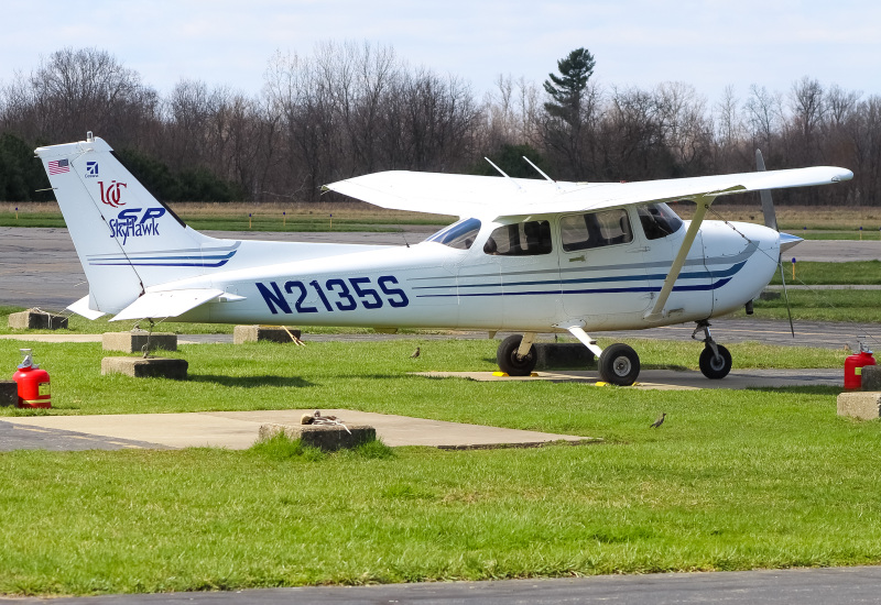 Photo of N2135S - PRIVATE Cessna 172 at I69 on AeroXplorer Aviation Database
