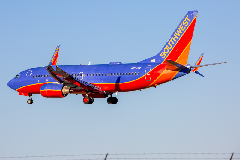 Photo of N7746C - Southwest Airlines Boeing 737-700 at BWI on AeroXplorer Aviation Database