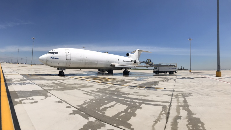 Photo of N257FE - FedEx Boeing 727-200 at ORD on AeroXplorer Aviation Database