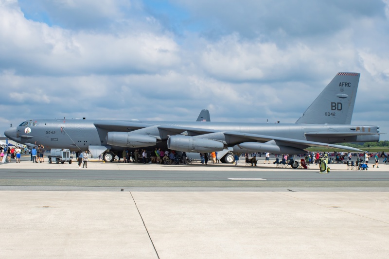 Photo of 60-0042 - USAF - United States Air Force Boeing B-52 StratoFortress at DOV on AeroXplorer Aviation Database