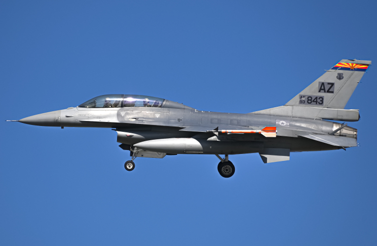 Photo of 93-0843 - USAF - United States Air Force General Dynamics F-16 Fighting Falcon at NZY on AeroXplorer Aviation Database