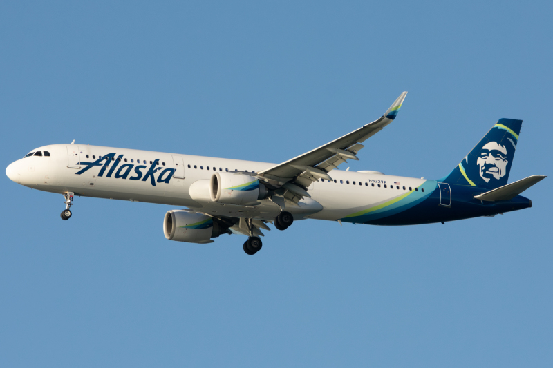 Photo of N922VA - Alaska Airlines Airbus A321neo at SFO on AeroXplorer Aviation Database