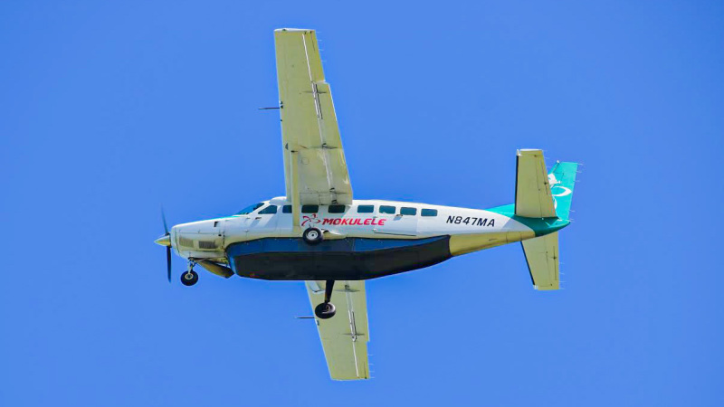 Photo of N847MA - Mokulele Airlines Cessna 208 Grand Caravan at OGG on AeroXplorer Aviation Database
