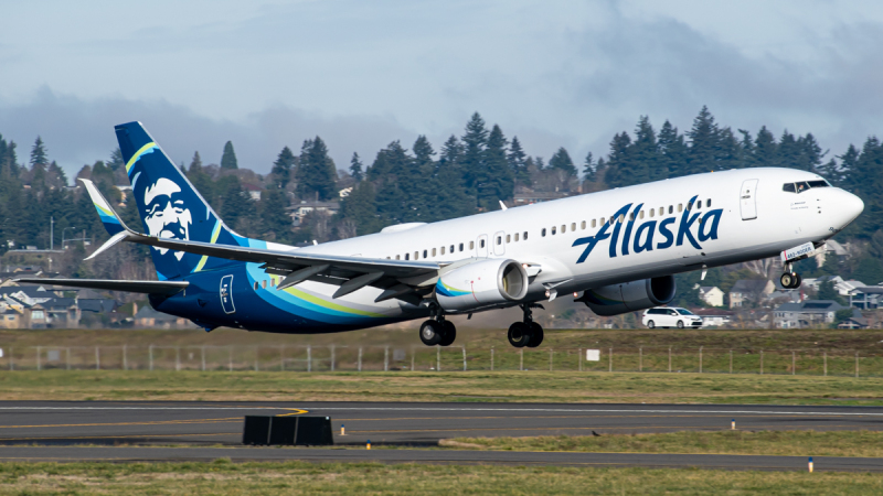 Photo of N462AS - Alaska Airlines Boeing 737-900ER at PDX on AeroXplorer Aviation Database