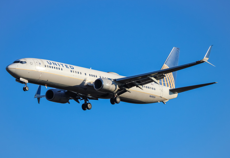 Photo of N69824 - United Airlines Boeing 737-900ER at IAD on AeroXplorer Aviation Database