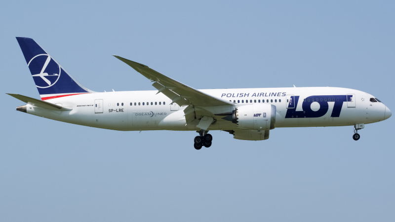 Photo of SP-LRE - LOT Polish Airlines Boeing 787-8 at ORD on AeroXplorer Aviation Database