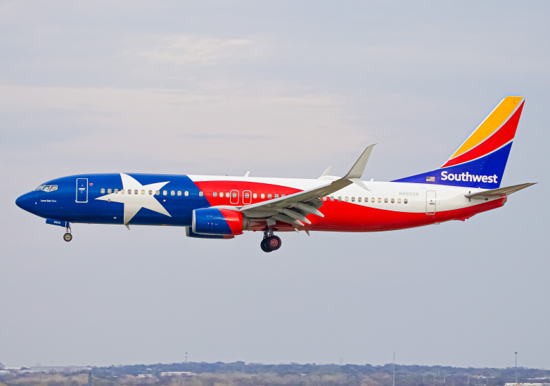 Photo of N8660A - Southwest Airlines Boeing 737-800 at TUL on AeroXplorer Aviation Database