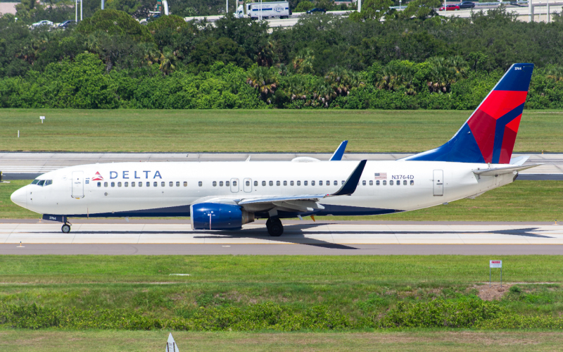 Photo of N3764D - Delta Airlines Boeing 737-800 at TPA on AeroXplorer Aviation Database