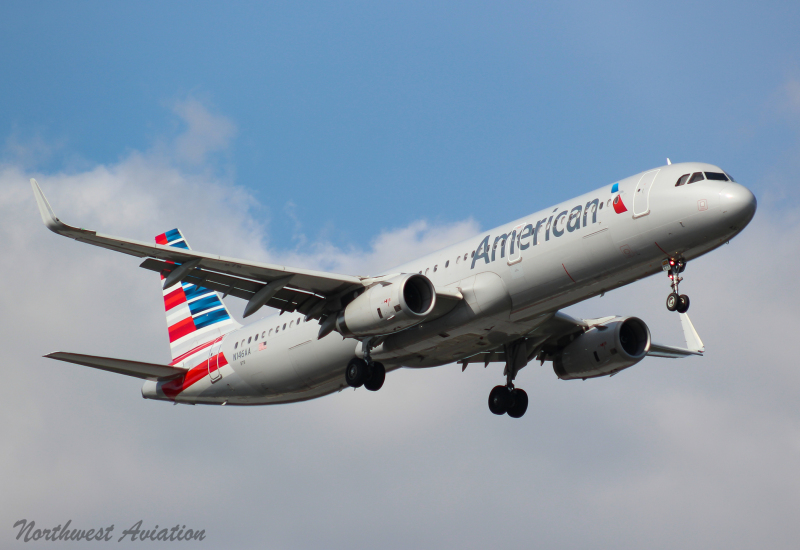 Photo of N146AA - American Airlines Airbus A321-200 at SEA on AeroXplorer Aviation Database