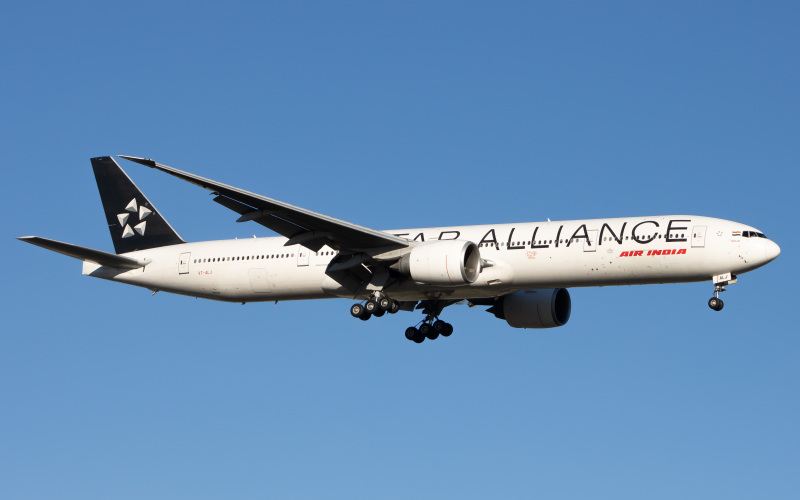 Photo of VT-ALJ - Air India Boeing 777-300ER at EWR on AeroXplorer Aviation Database