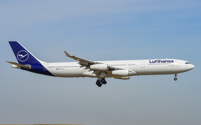 Photo of D-AIGT - Lufthansa  Airbus A340-300 at ORD on AeroXplorer Aviation Database