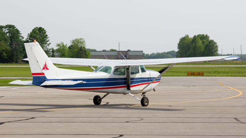 Photo of N7896U - PRIVATE Cessna 172 at DLZ on AeroXplorer Aviation Database