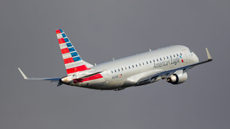 Photo of N124HQ - American Eagle Embraer E175 at CMH on AeroXplorer Aviation Database