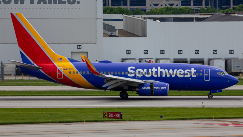 Photo of N411WN - Southwest Airlines Boeing 737-700 at CMH on AeroXplorer Aviation Database