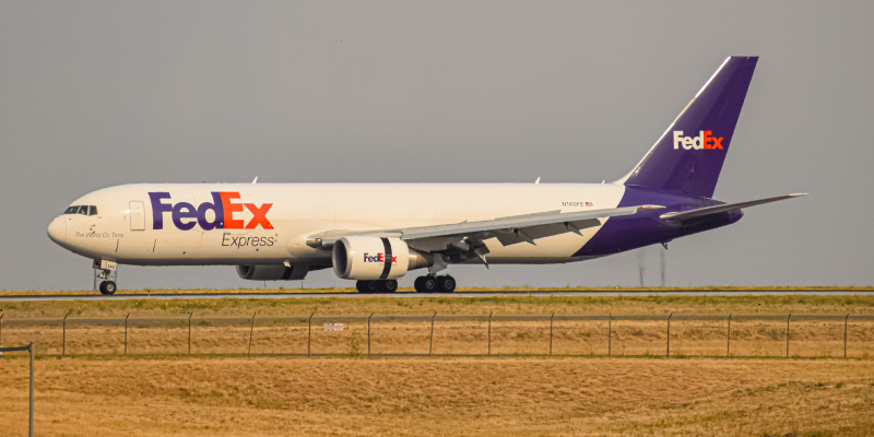 Photo of N140FE - FedEx Boeing 767-300F at DEN on AeroXplorer Aviation Database