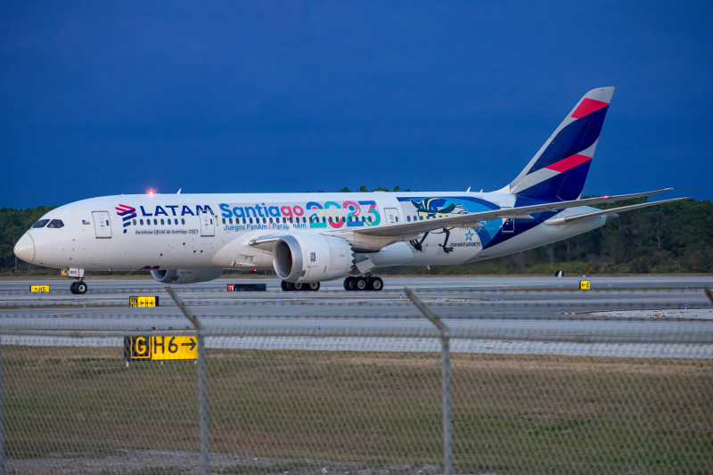 Photo of CC-BBE - LATAM Boeing 787-8 at MCO on AeroXplorer Aviation Database