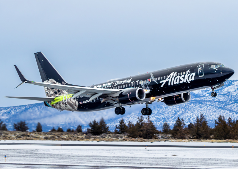 Photo of N538AS - Alaska Airlines Boeing 737-800 at RDM on AeroXplorer Aviation Database