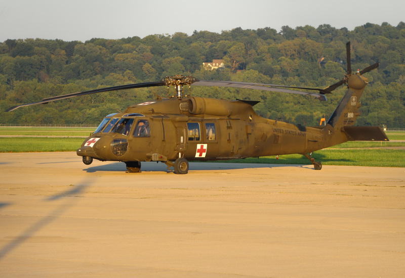 Photo of 20299 - U.S Army UH-60 Blackhawk at LUK on AeroXplorer Aviation Database