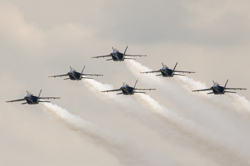 Photo of 165440 - USN - United States Navy Boeing F/A-18E/F Super Hornet at OSH on AeroXplorer Aviation Database