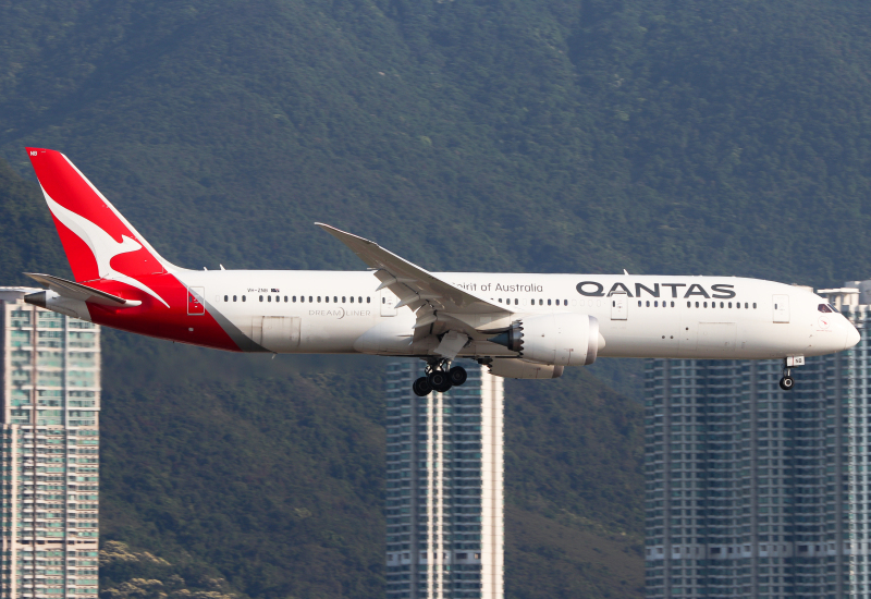 Photo of VH-ZNB - Qantas Airways Boeing 787-9 at HKG on AeroXplorer Aviation Database
