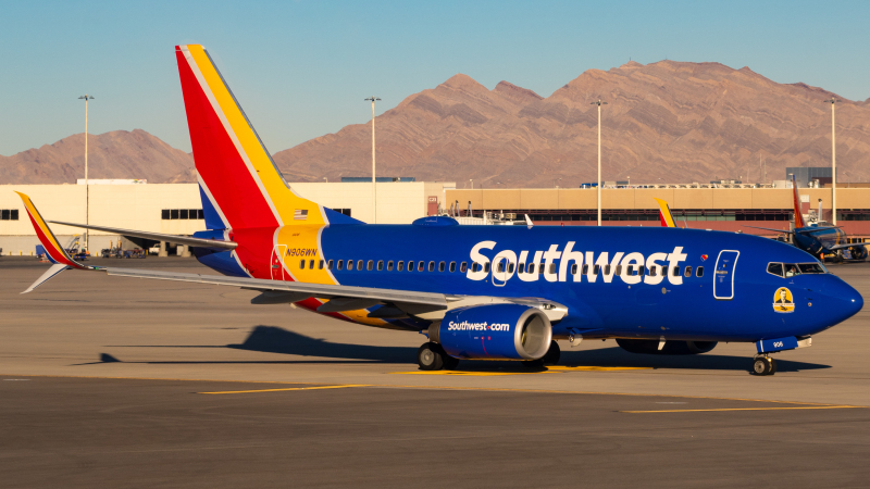 Photo of N906WN - Southwest Airlines Boeing 737-700 at LAS on AeroXplorer Aviation Database