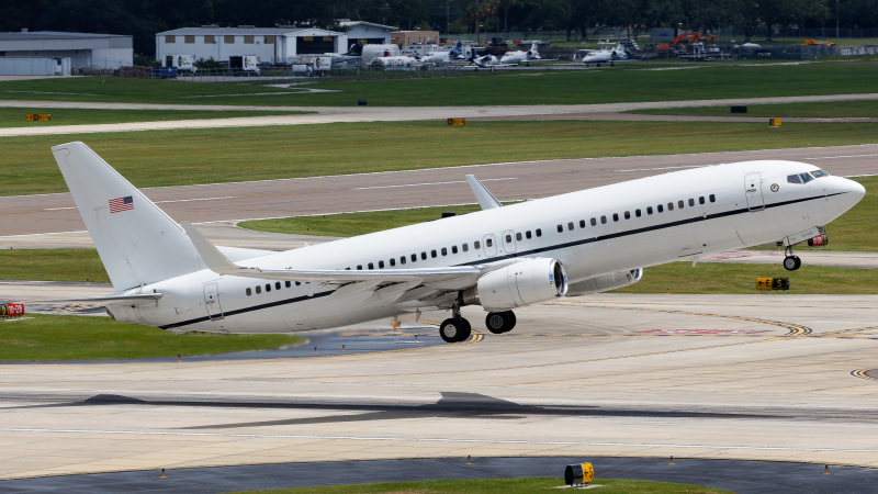 Photo of N311MS - United States - Marshals Service Boeing 737-800 at TPA on AeroXplorer Aviation Database