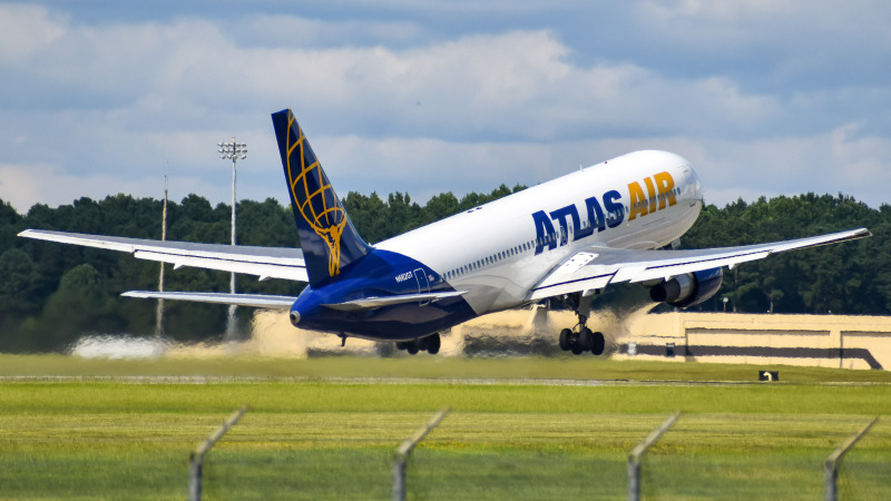 Photo of N602GT - Atlas Air Boeing 767-300 at GSB on AeroXplorer Aviation Database