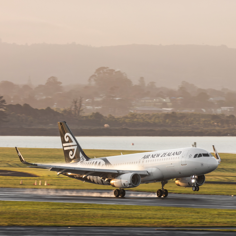 Photo of ZK-OXC - Air New Zealand Airbus A320 at AKL on AeroXplorer Aviation Database