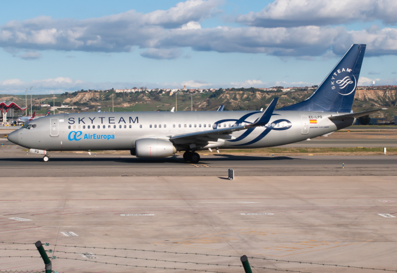 Photo of EC-LQP - Air Europa Boeing 737-800 at MAD on AeroXplorer Aviation Database