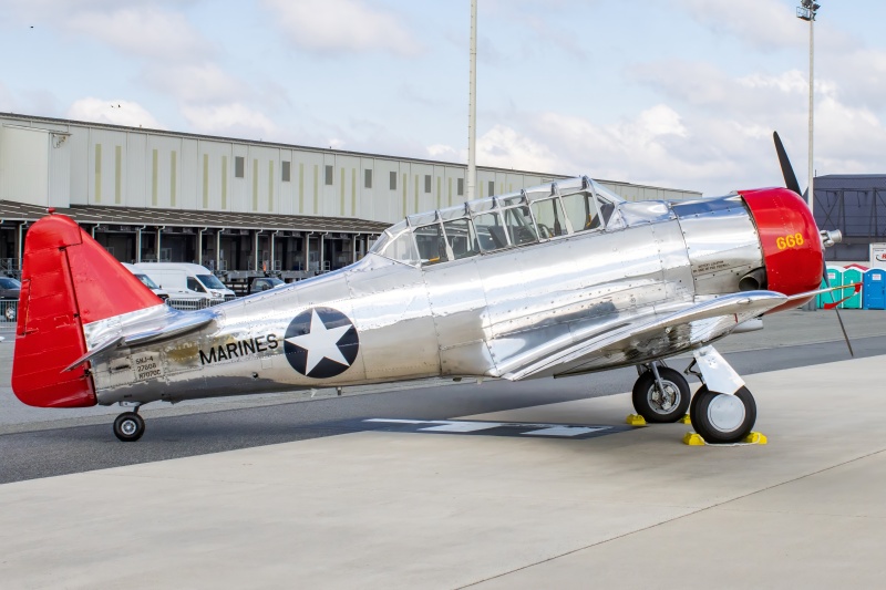 Photo of N7070C - PRIVATE North American SNJ-4 Texan at DOV on AeroXplorer Aviation Database