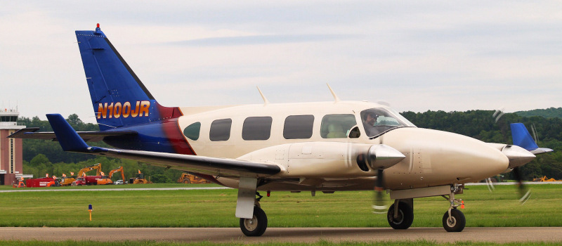 Photo of N100JR - PRIVATE Piper 31 Navajo at FDK on AeroXplorer Aviation Database