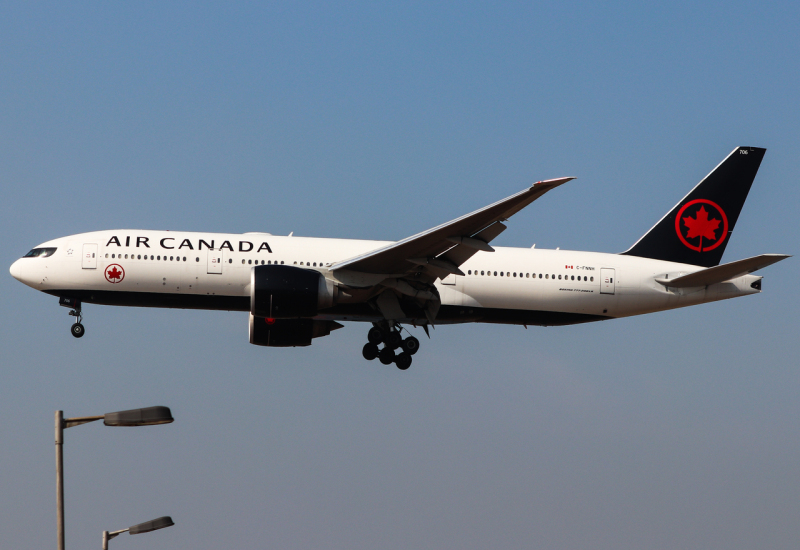 Photo of C-FNNH - Air Canada Boeing 777-200LR at HKG on AeroXplorer Aviation Database